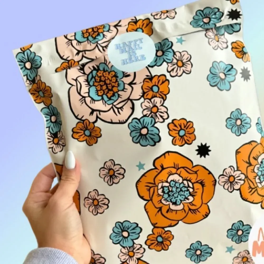 Poly Mailers Mid Sizes 40 poly mailers 40 stickers
